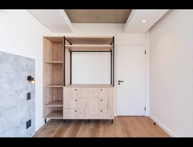 1 BEDROOM APARTMENT RENTED IN SEA POINT